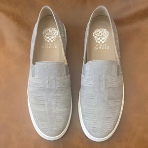 Vince Camuto suede sneaker - Size 8 - NEW!